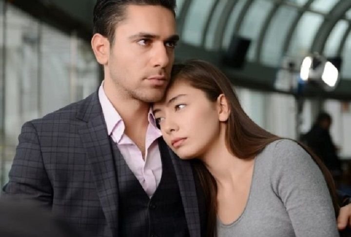      Кадр из сериала "Два лица Стамбула"