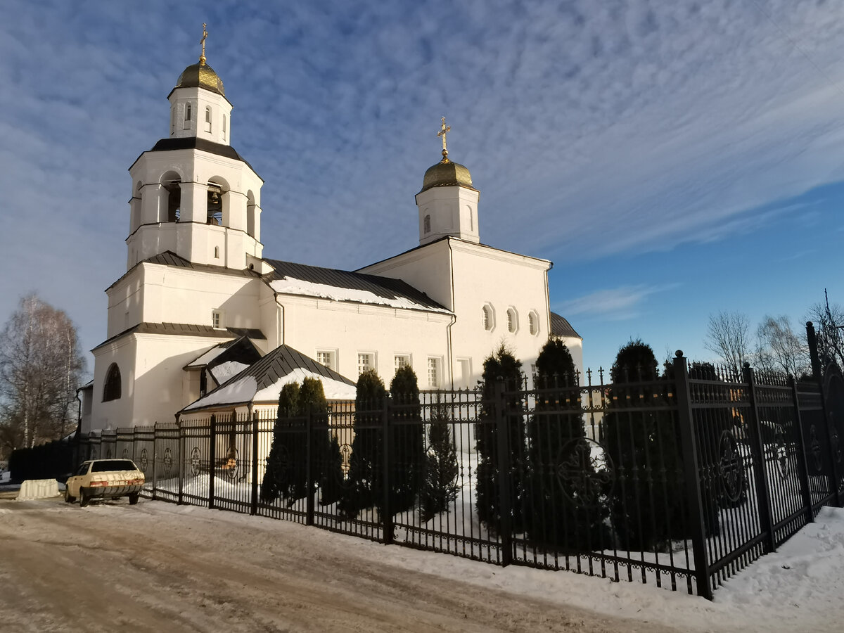 здание Вознесенского монастыря, бывшее в период польской оккупации монастырём иезуитов. Наши дни.