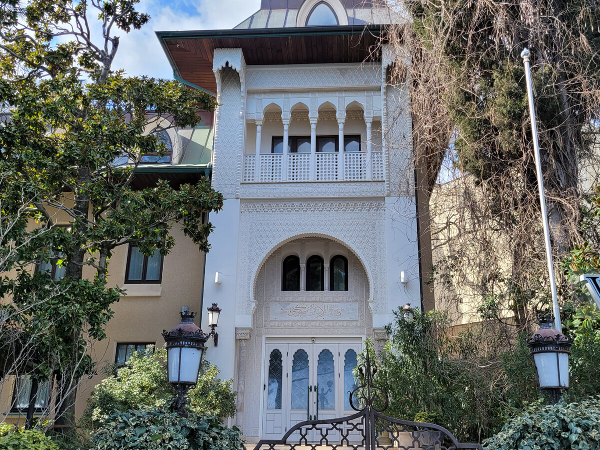 Бывшая Купальня А. И. Рофе