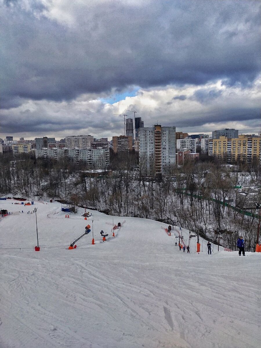 Парим над многоэтажками
