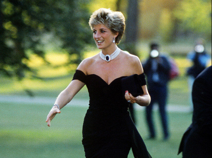 Принцесса Диана на вечеринке журнала "Vanity Fair", июнь 1994 года.