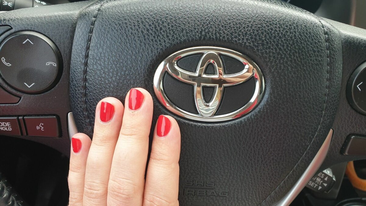     Этот спад явно связан с общероссийскими тенденциями.