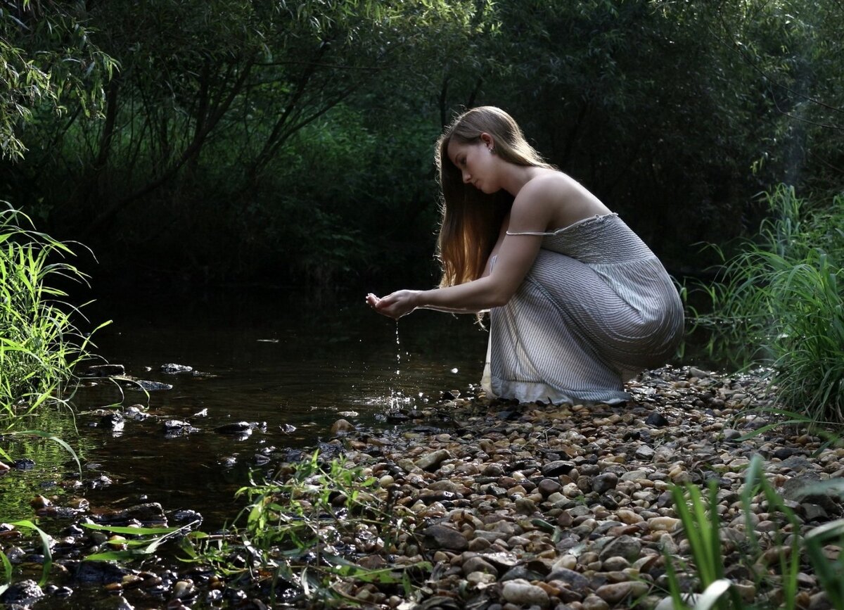 Приметы о лужах и воде. Почему не стоит переживать, если окатила машина из  лужи - к богатству | Где народ, там и правда | Дзен