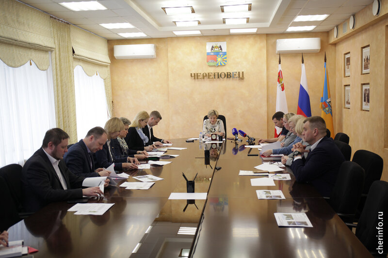    Список площадок назвали сегодня в мэрии. Предложения принимались от горожан.