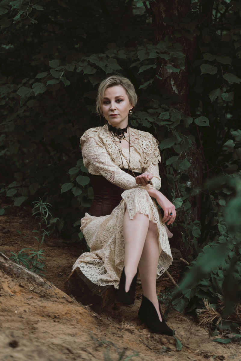 Ольга Медынич в образе Ольги Анваровны. Фото:КиноПоиск