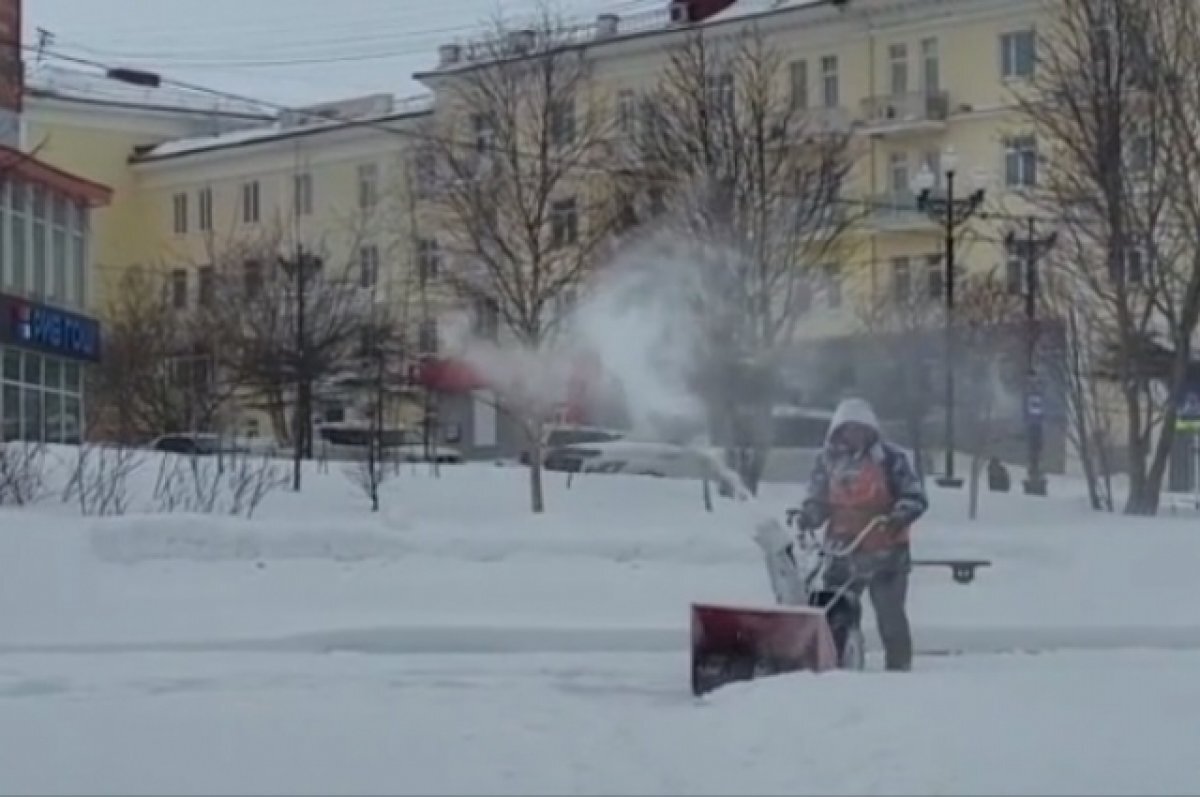    Мэр Магадана объявил режим ЧС из-за последствий непогоды