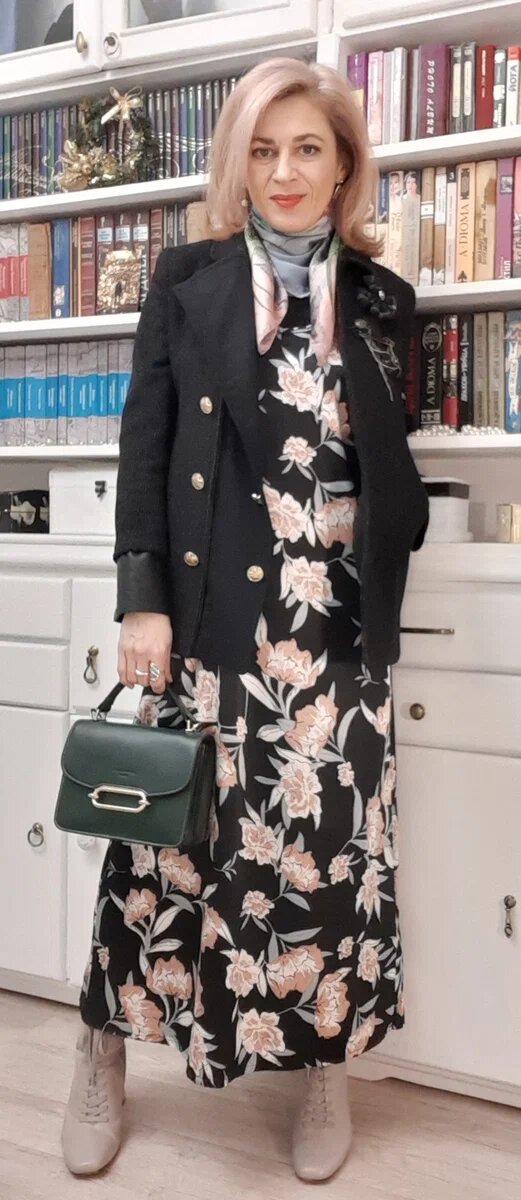 Пальто для мальчика из секонд-хэнда.