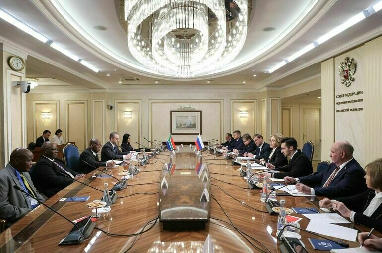   пресс-служба Совета Федерации