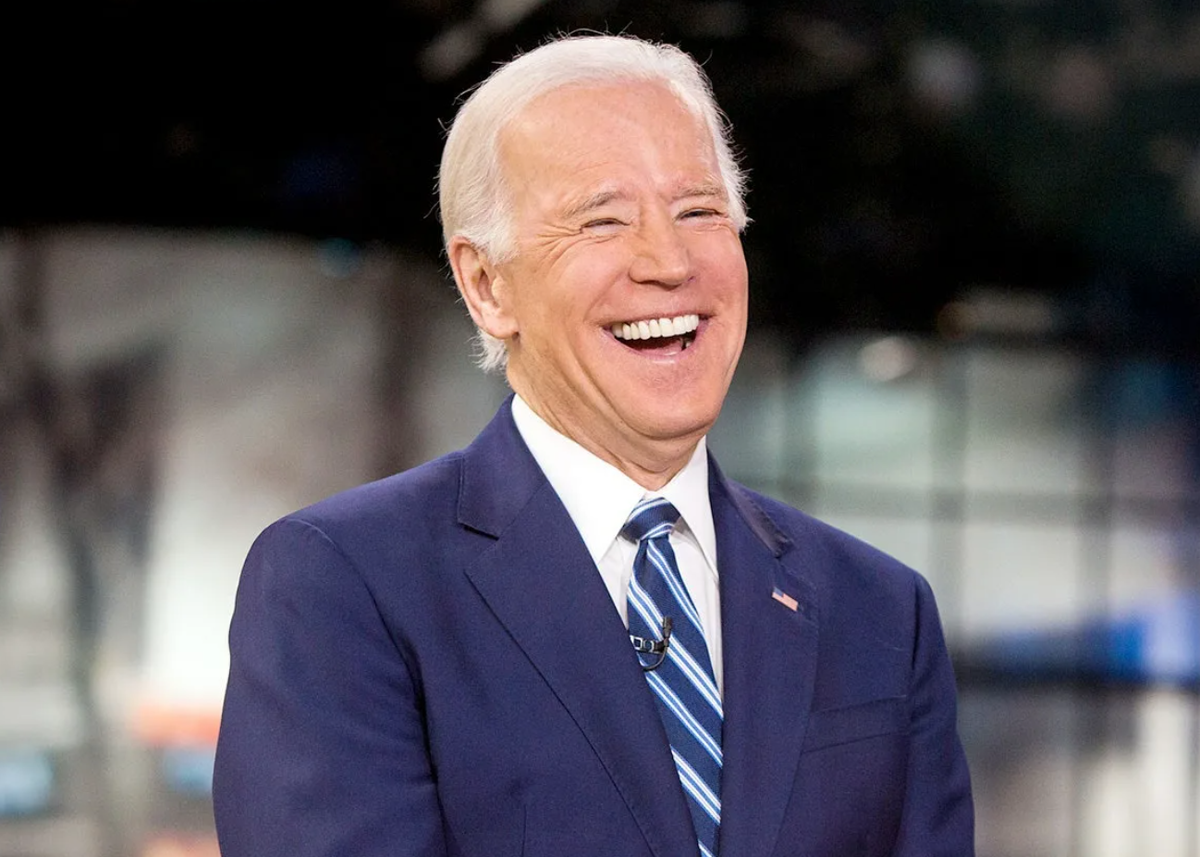    Байден отреагировал на решение МСУ арестовать Путина Алексей А.