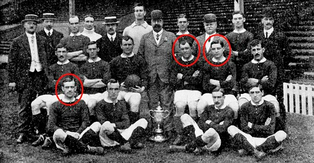 Игроки "Юнайтед", участвовавшие в договорном матче.