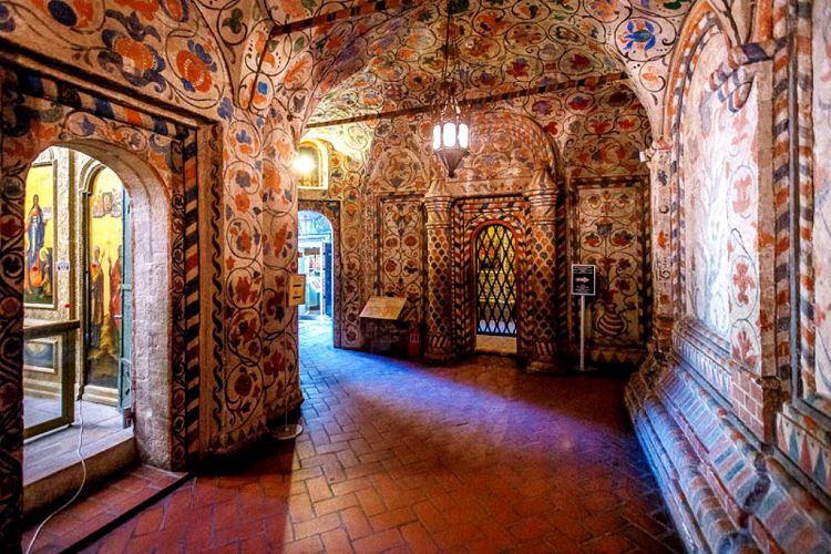 Loft Hostel 77 3*, Москва, цены от 3580 руб. Сайт 101Hotels.com