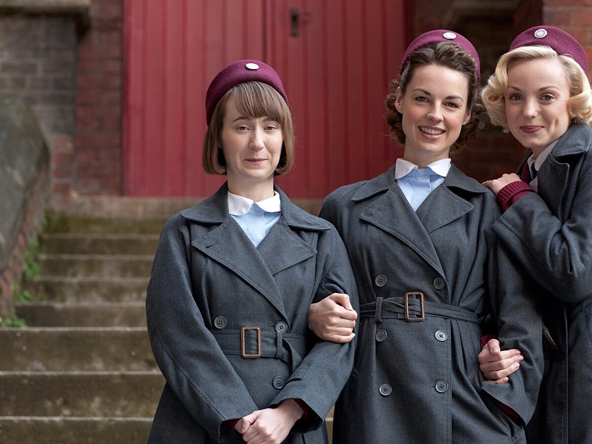 Кадр из сериала «Вызовите акушерку» (Call the Midwife), 2012 год, режиссеры Теа Шэррок, Джеймс Ларкин