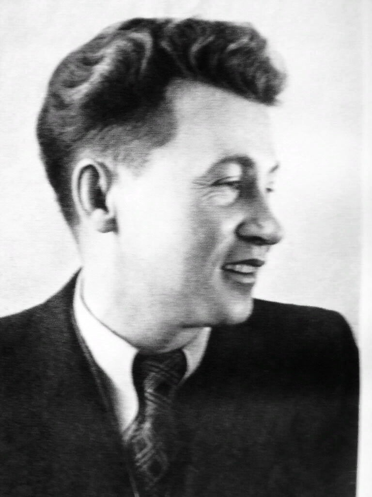 Василий Ажаев. Конец 40-х годов прошлого века.