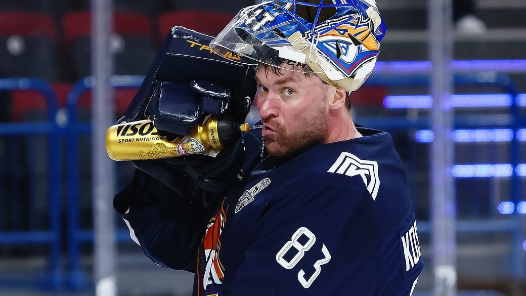    Максим Шмаков, photo.khl.ru