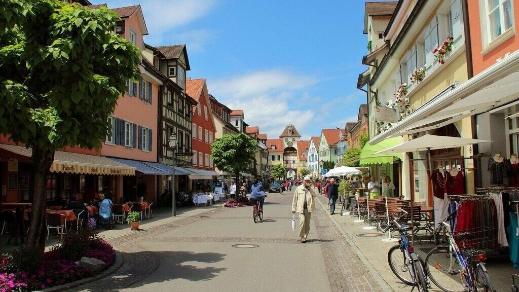     Также немецкий город разорвал отношения с Ялтой.