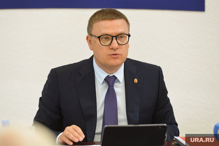    Алексей Текслер предложил ряд мер, направленных на обеспечение финансовой независимости России