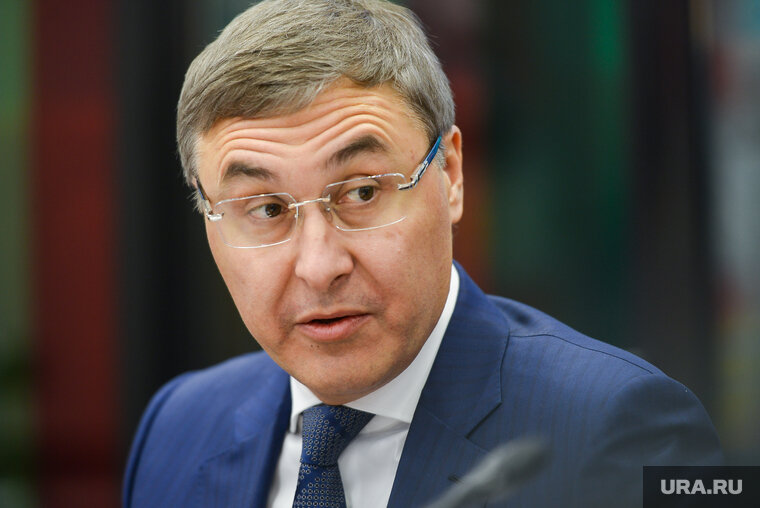    Валерий Фальков провел совещание с руководителями регионов