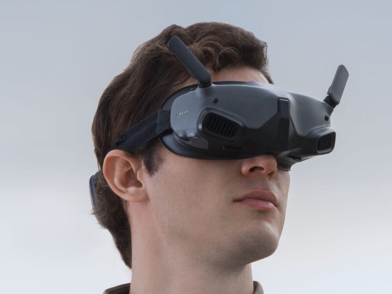    DJI выпустила новые FPV-очки и контроллер для квадрокоптера