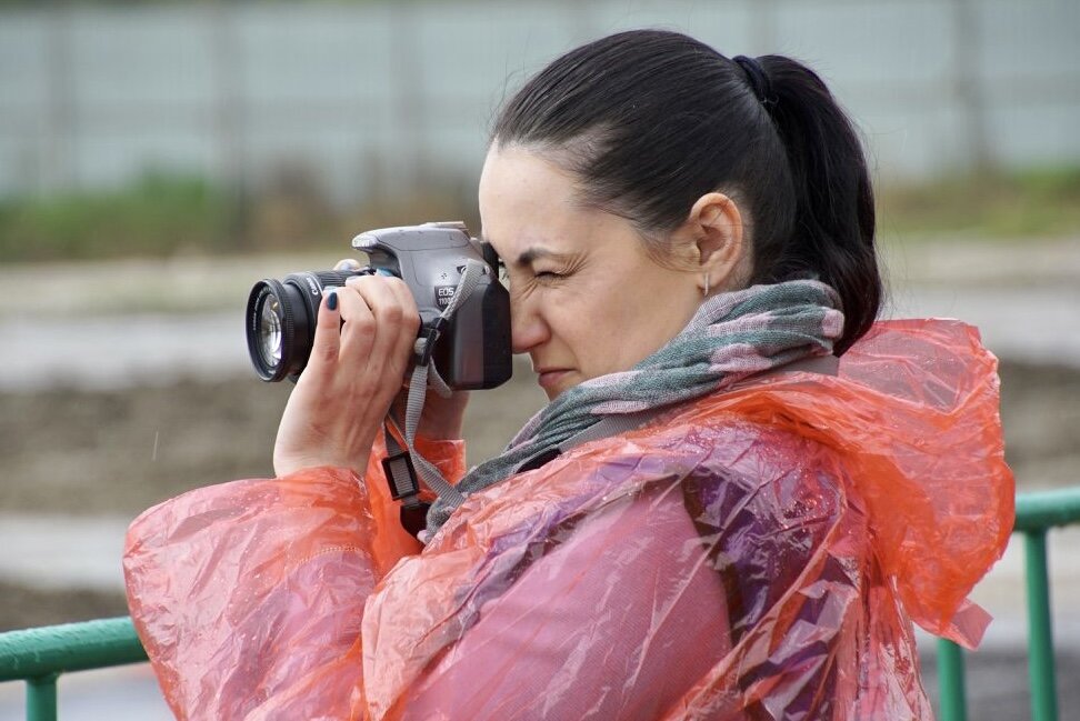 Все сама, все сама! Кстати, фотограф из меня весьма криворукий, сколько бы я этому не училась.