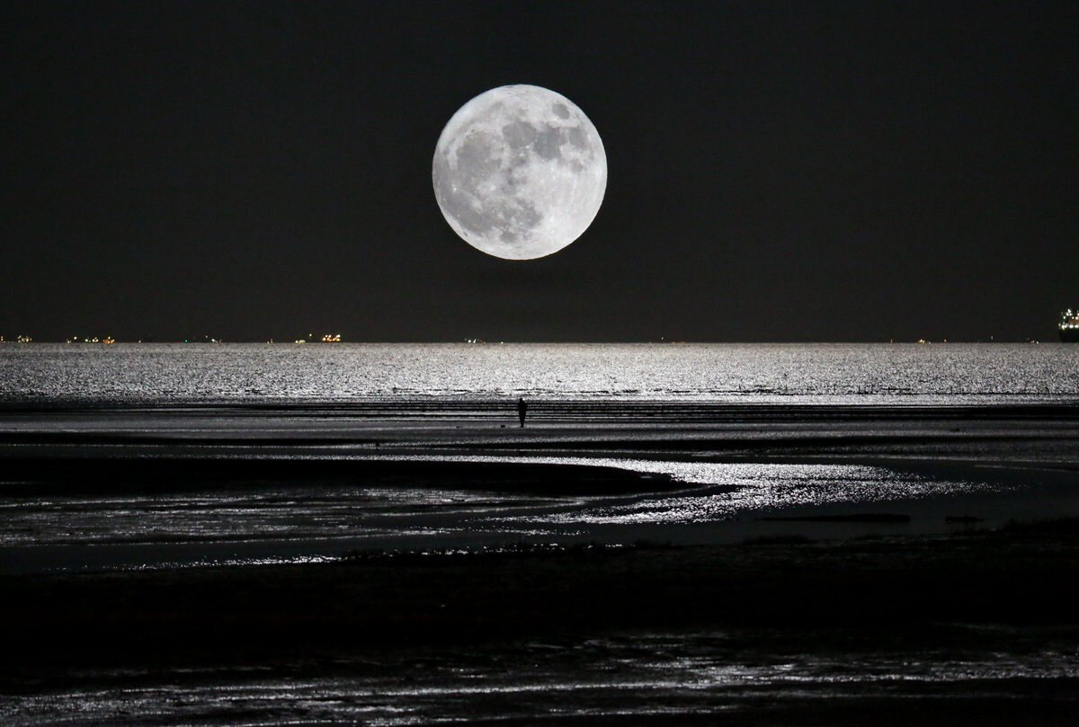 Красивые снимки Луны