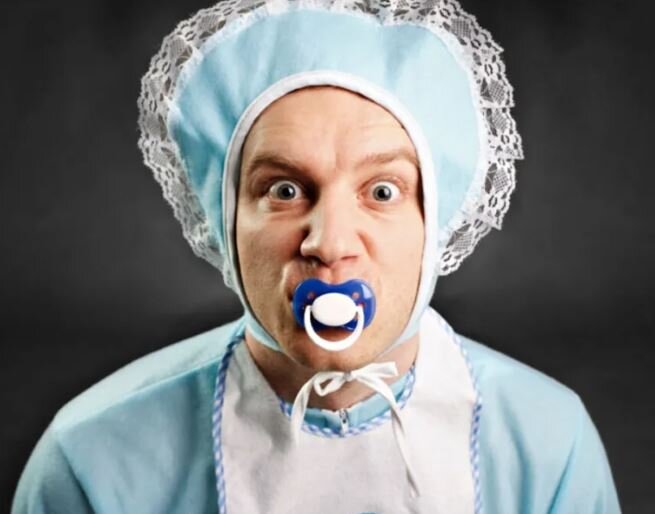 Для мамы даже 40-летний мужчина с проседью и вереницей морщинок всегда останется любимым малышом