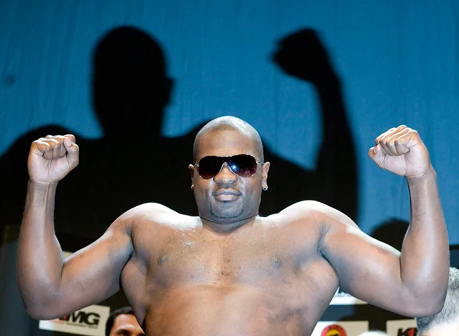    Кевин Джонсон хочет стать россияниномИз личных социальных сетей