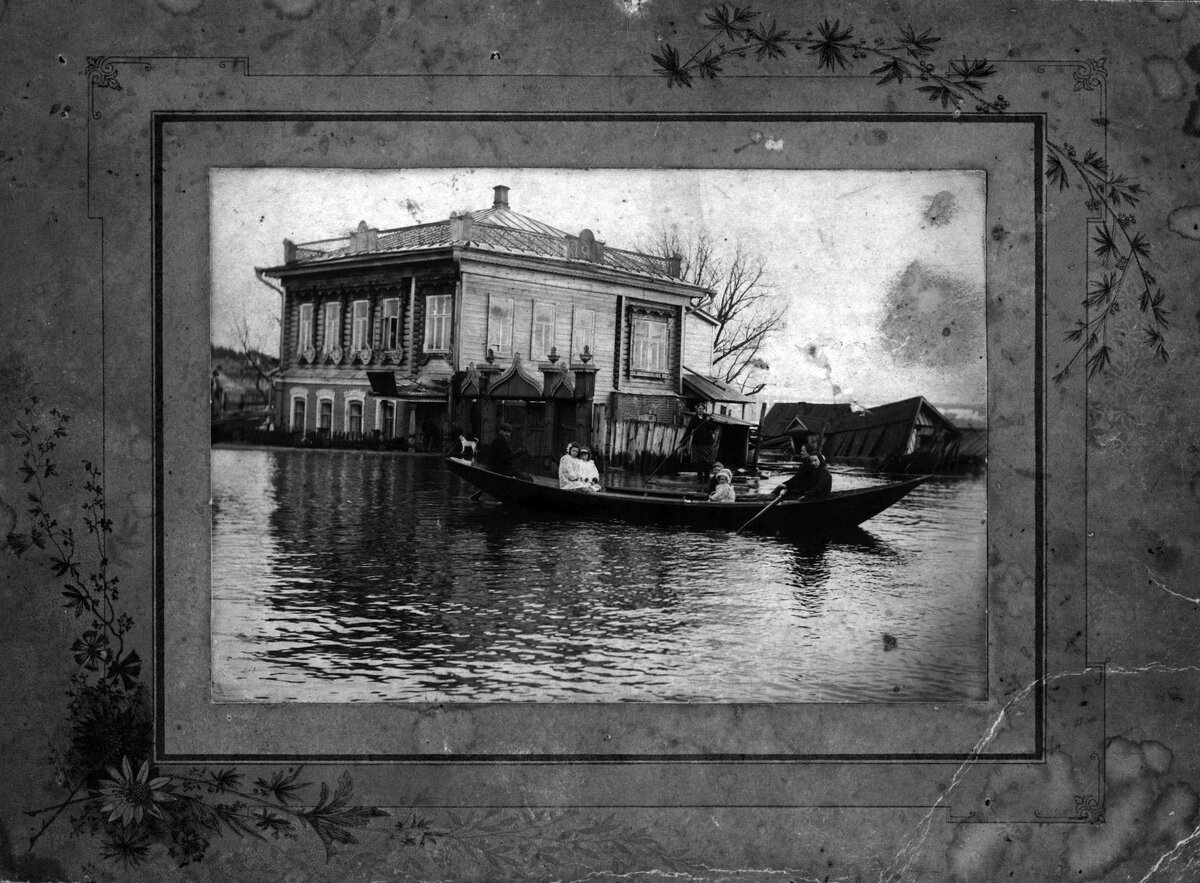 Случалось раньше и такое. Архивное фото