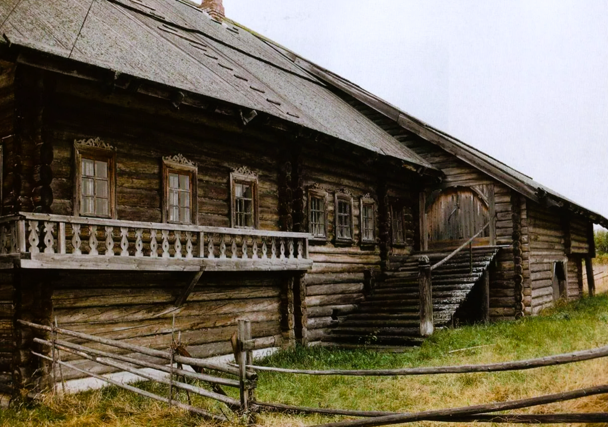 Дома на руси. Крестьянская изба 19 века. Сибирская изба 19 века. Северная изба Архангельск. Северная русская изба 19 века