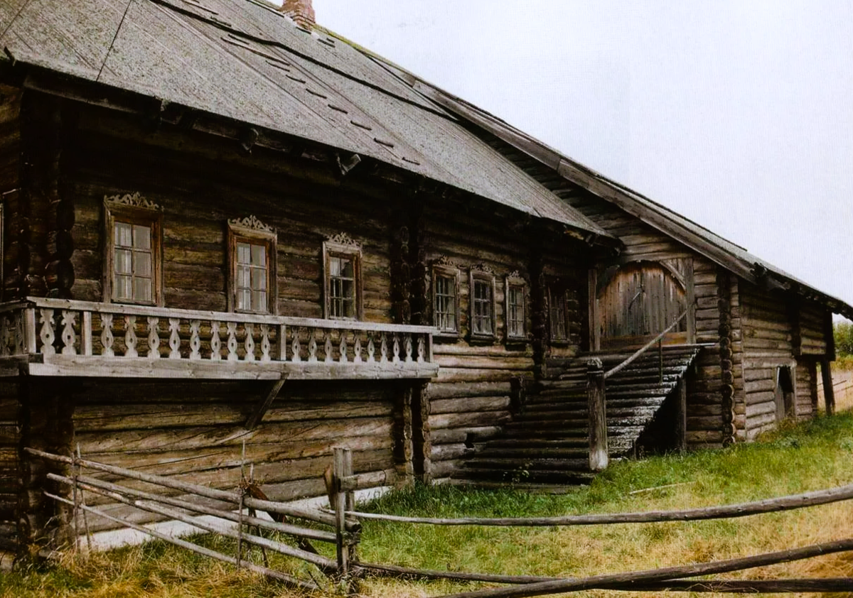 Северная изба Архангельск. Дом изба в деревне старое Сихино. Сибирская изба 19 века.