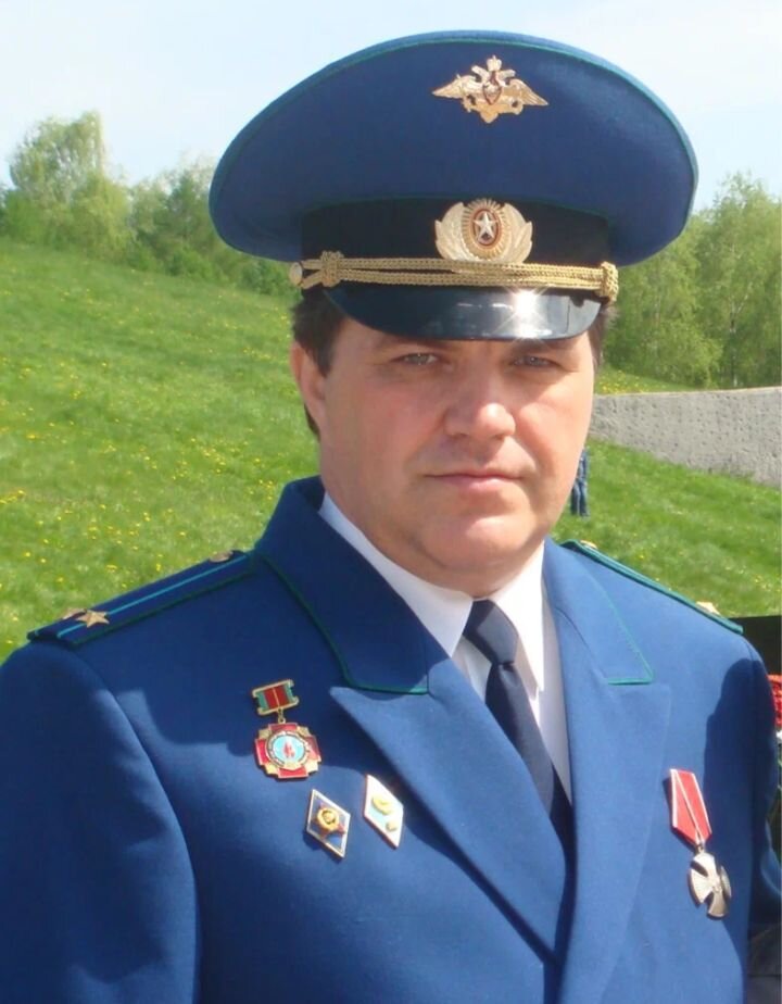 Лев Владимирович Бертовский при параде.