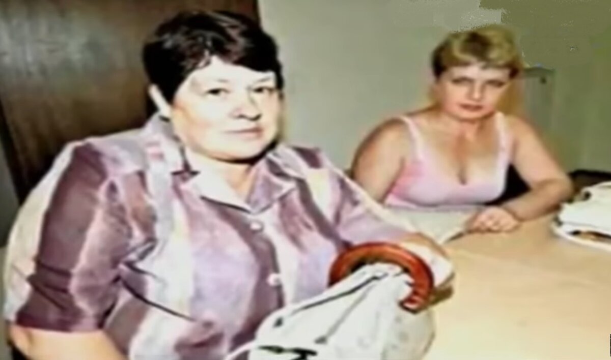 Валентина Пироженко и Наталья Геворкян. Источник фото pinterest.ru