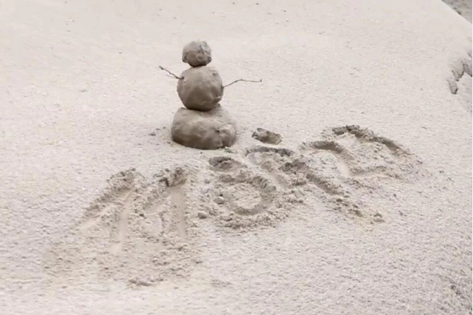     Пеплов Пепловик Иванович. 11.04.23. Фото: Дмитрий Мельников / Telegram-канал @s_volcanology Читайте на WWW.DV.KP.RU: https://www.dv.kp.ru/daily/27489/4746528/