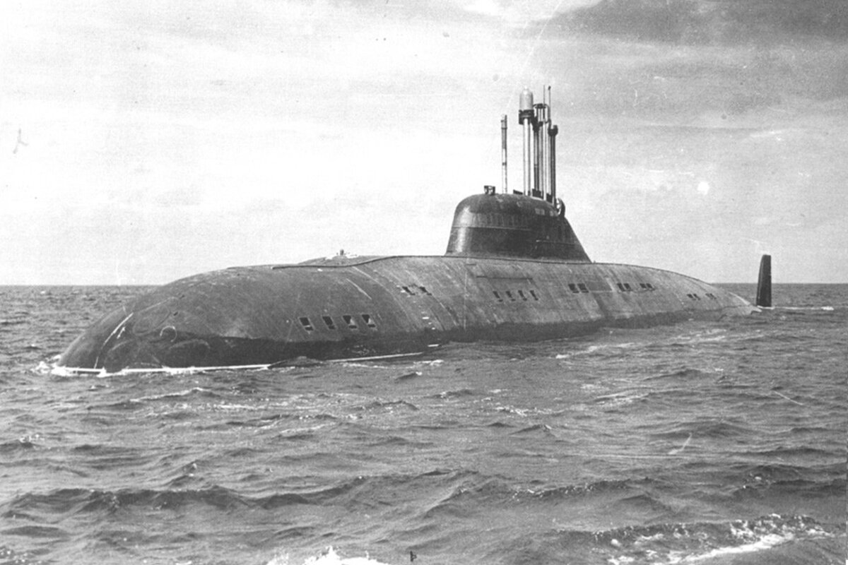 Адмиралтейские верфи (входят в ОСК) отметили 60-летие закладки первой атомной подводной лодки проекта 671 