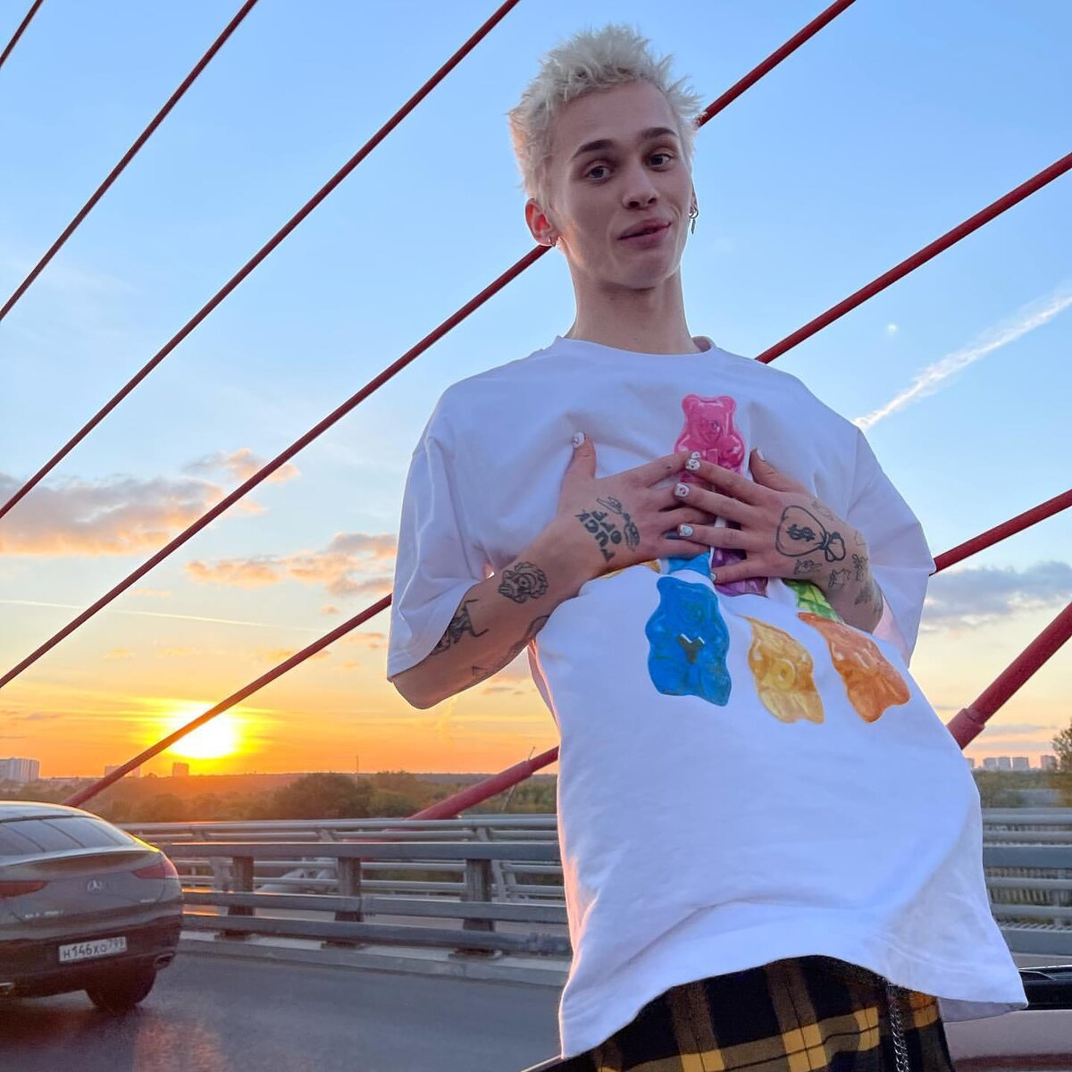    Даня Милохин