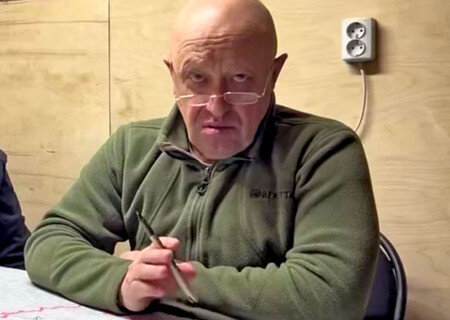    Пригожин назвал завершение СВО «идеальным вариантом». Но для «исцеления России» лучше, чтобы произошло наступление ВСУ