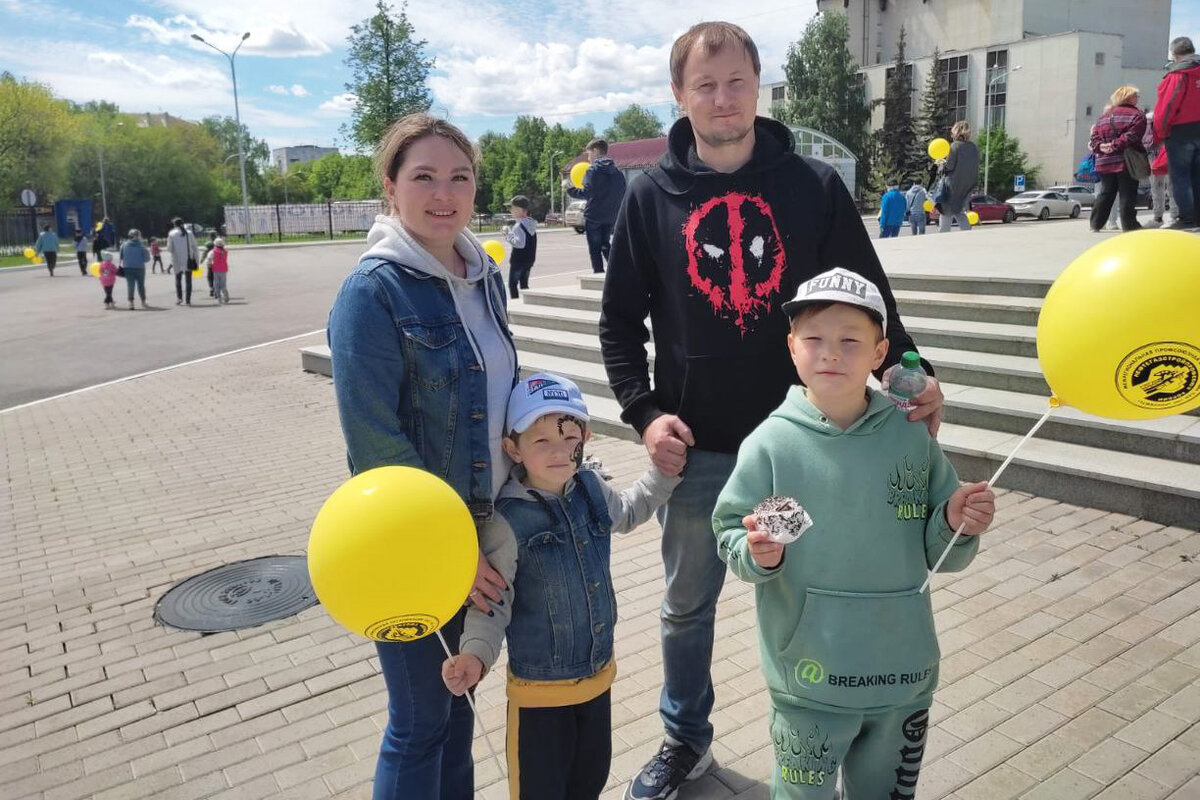 Семья Еникеевых