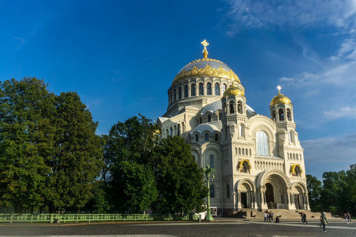 г. Кронштадт. Для вопросов теста я взяла картины с лицензией "Общественное достояние" из Википедии и фотографии из семейного архива