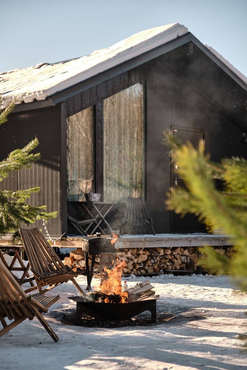 Кухня-гостиная от Крафтдом. Купить недорогой дом для постоянного проживания 