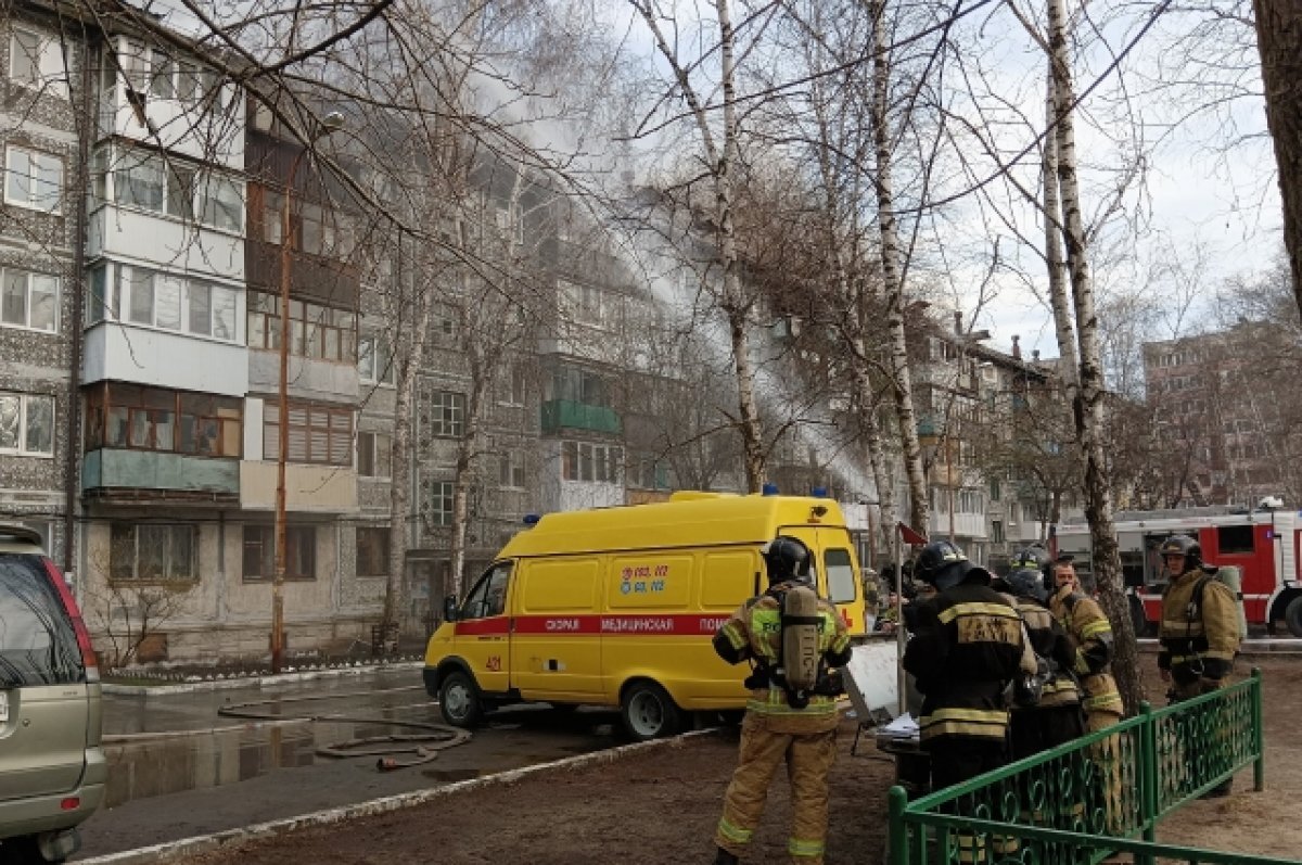    «Дети начали кричать»: очевидец о пожаре в Тюмени на ул. Воровского