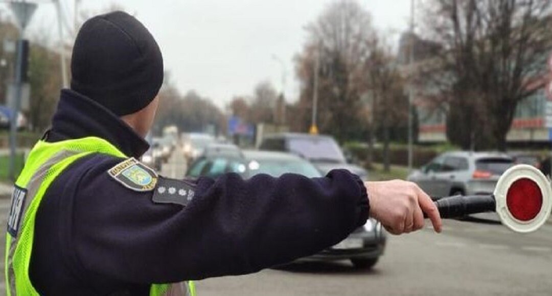 За какие нарушения водителей будут штрафовать на 3000 рублей? Фото с сервиса Яндекс.Картинки