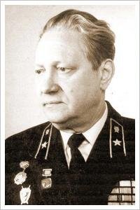 Сергей Михайлович Громов (20 сентября 1918, Нежин, Черниговская губерния — 4 июля 2008) — советский следователь, заслуженный юрист РСФСР, почётный работник прокуратуры, государственный советник юстиции 3-го класса