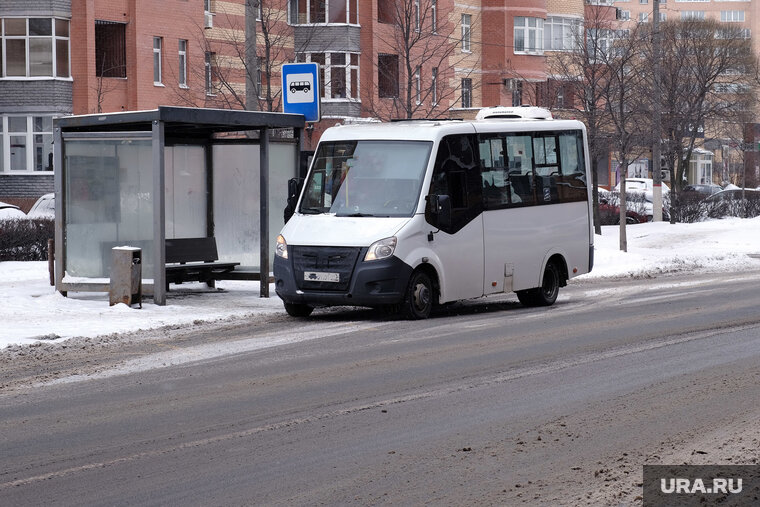    Водитель отказался везти школьника, потерявшего деньги на проезд