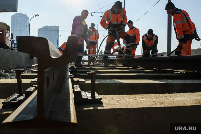    В Академическом будет закрыто движение из-за строительства трамвайных путей