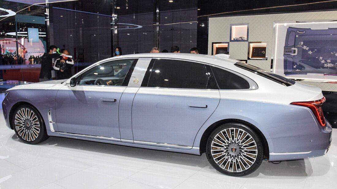 Hongqi H9+