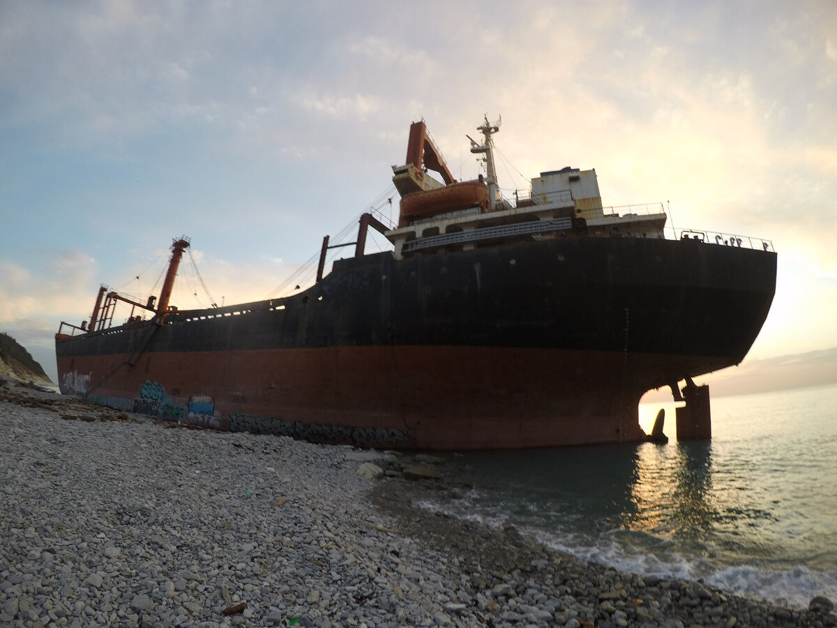 Сухогруз Рио в Кабардинке