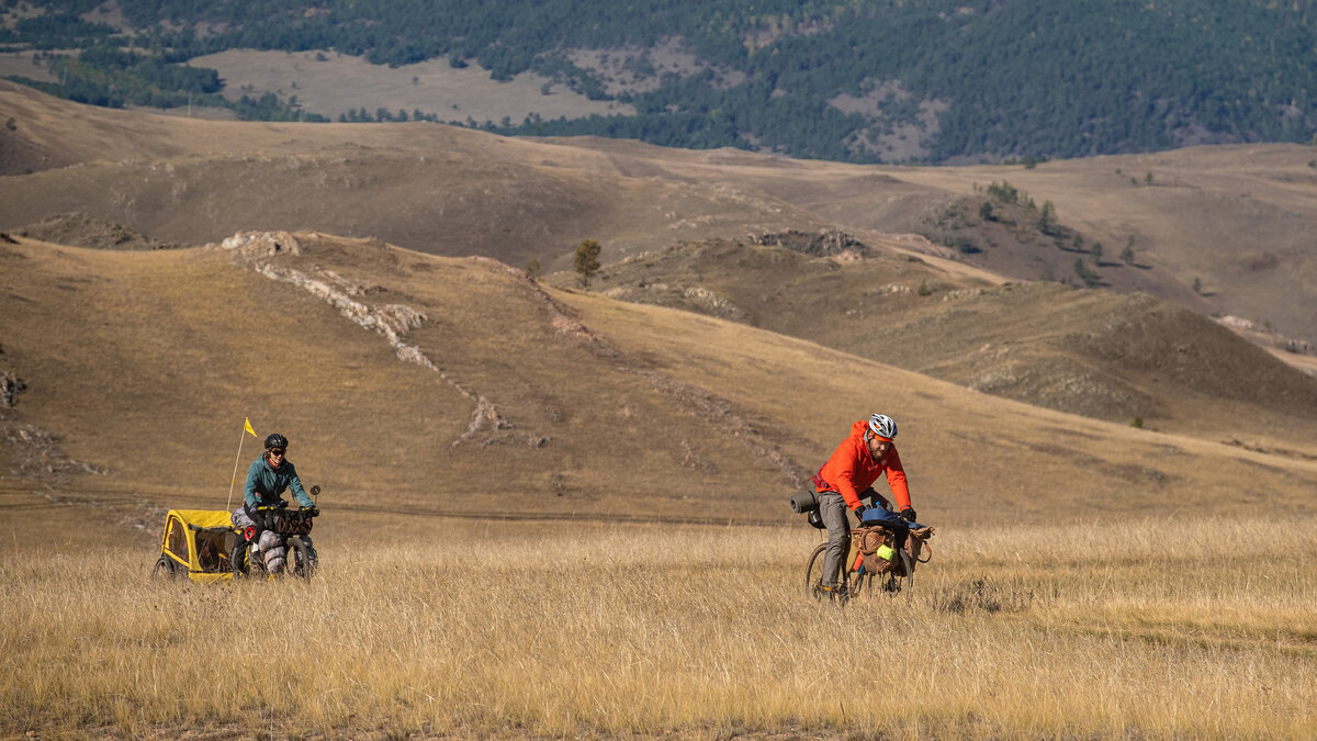     / Кадр из фильма «Поехавшая» (2023)