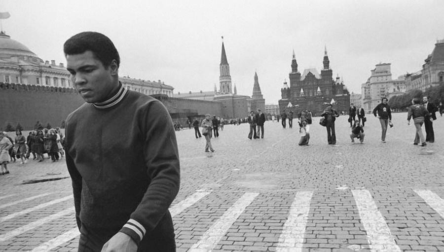 Боксер Мухаммед Али в Москве. Источник изображения: https://karate.ru