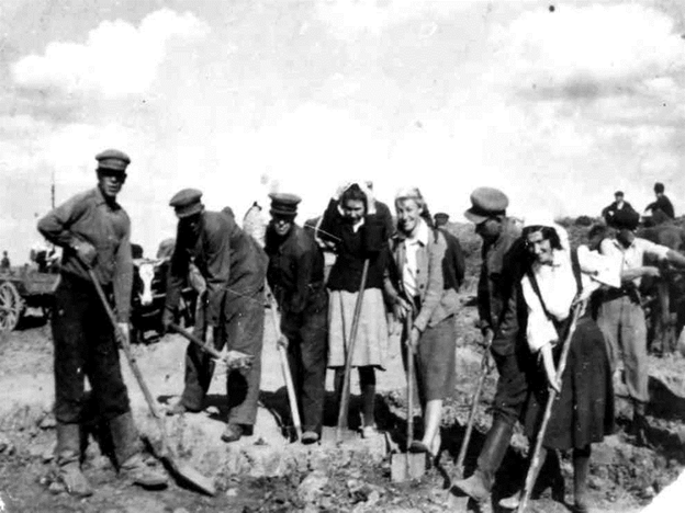 Строительство дороги. Анастасиевка. 1930-е