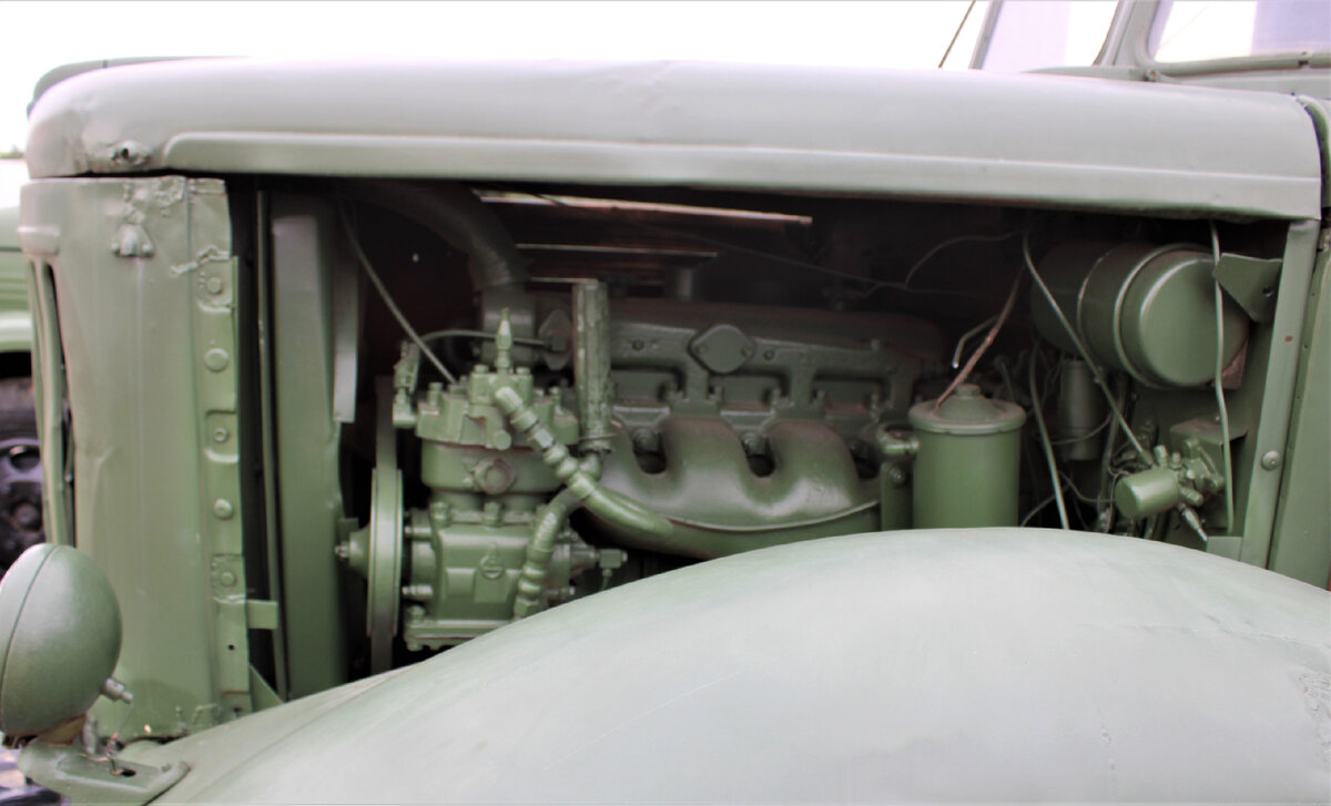 На КрАЗ-256Б устанавливали раздаточную коробку, как на вездеходах, на ...