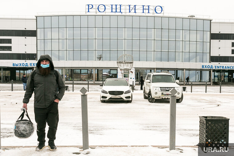    Рейс из Минеральных Вод в Тюмень также задерживается на пять часов
